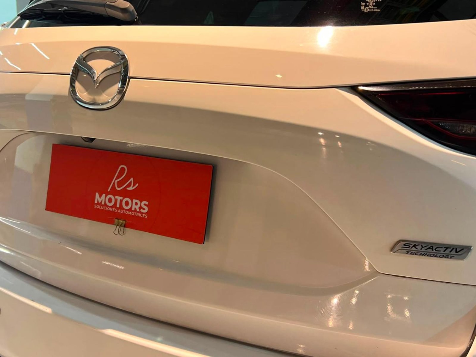 Mazda CX-5 R 2.0 4x2 AT 2017 - Imagen 7 de 20