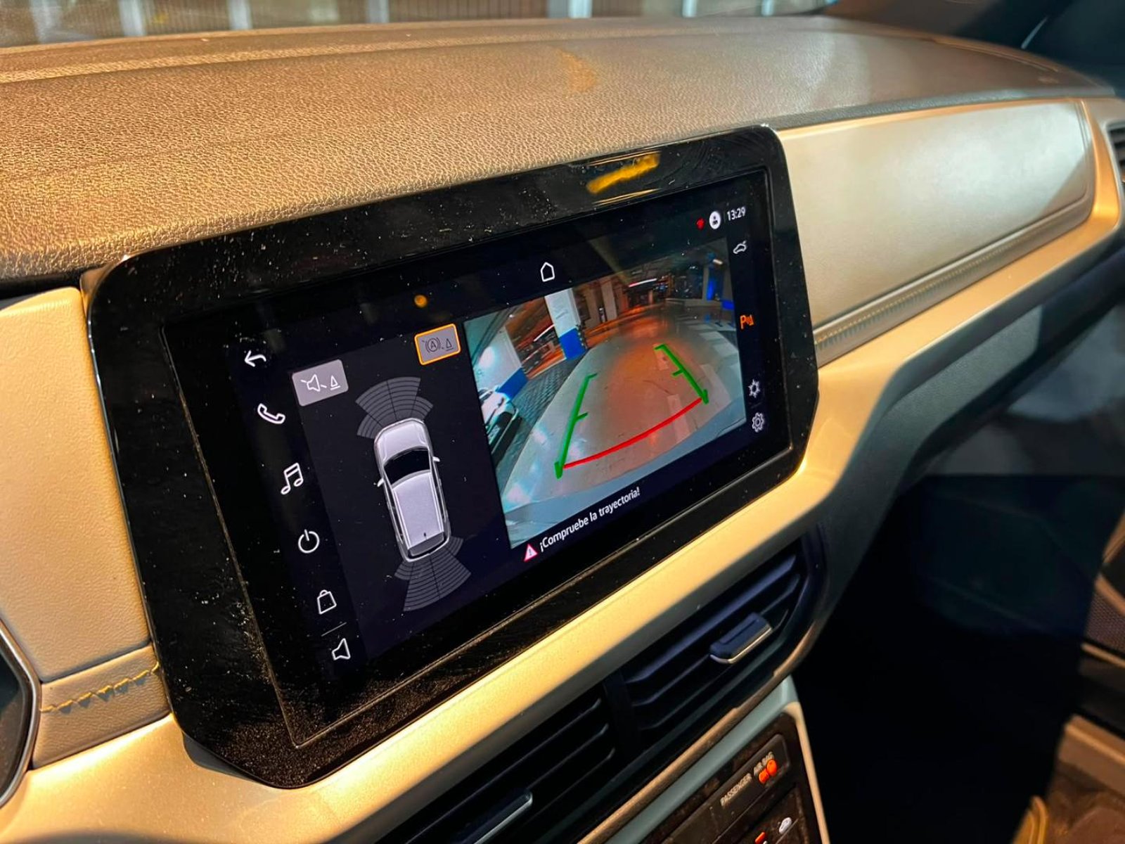 VOLKSWAGEN CROSSFOX Comfortline 2025 - Imagen 15 de 20