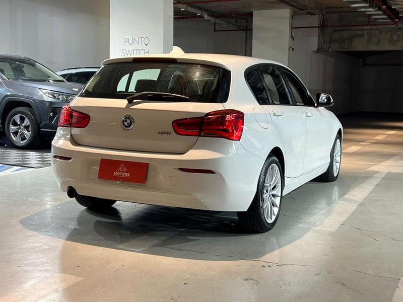 BMW 118i 2017 - Imagen 4 de 20