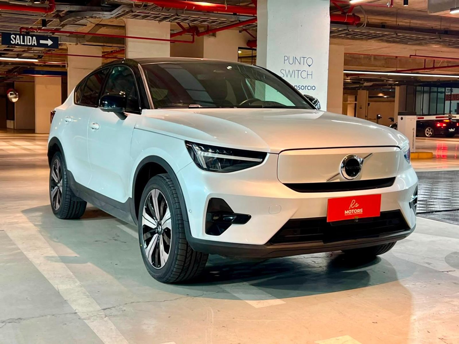 Volvo C40 P8 RECHARGE 4X4 AUT 2022 - Foto 3 de 20