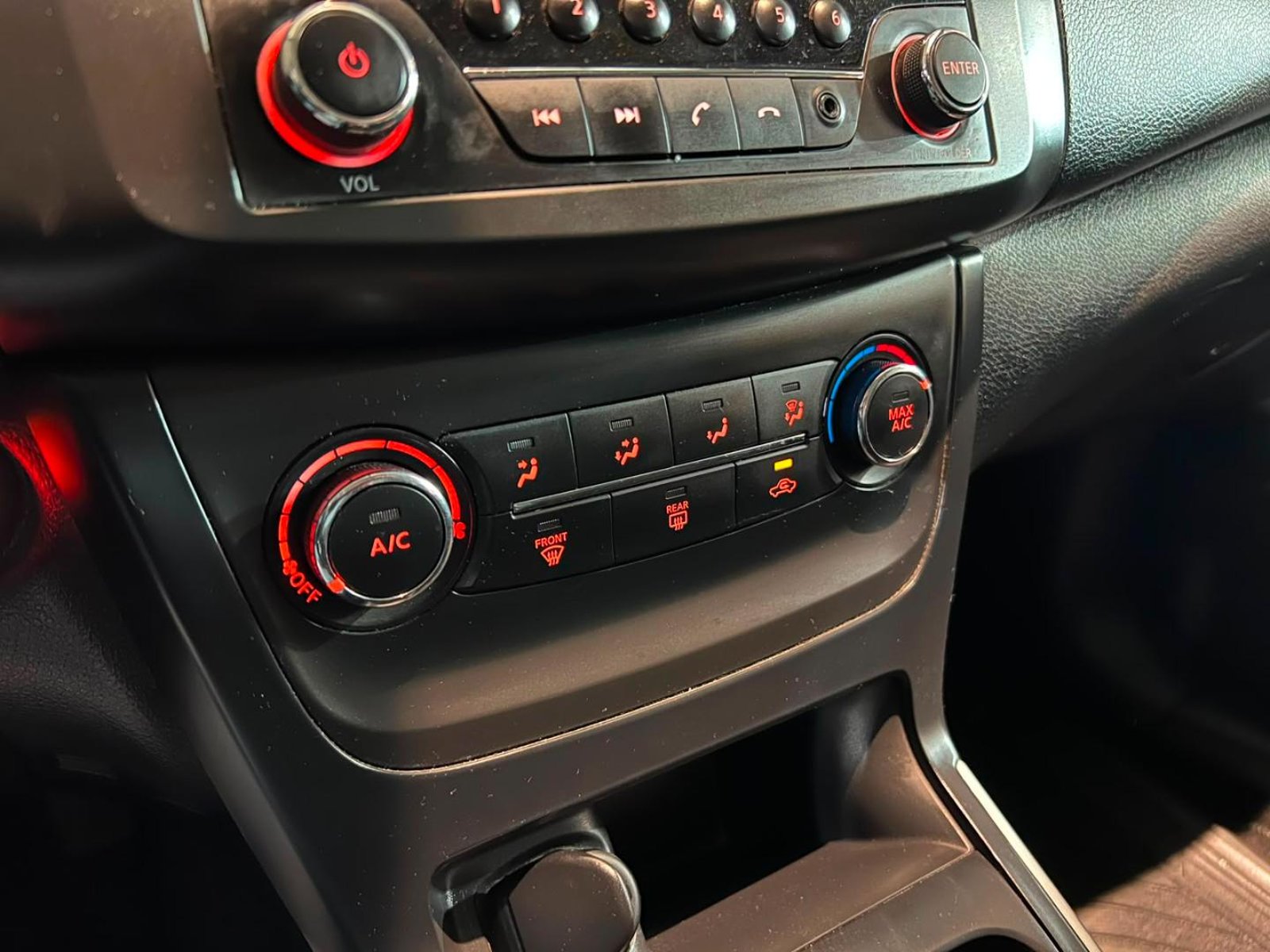 Nissan SENTRA SENSE 1.8 MT 2019 - Imagen 15 de 19