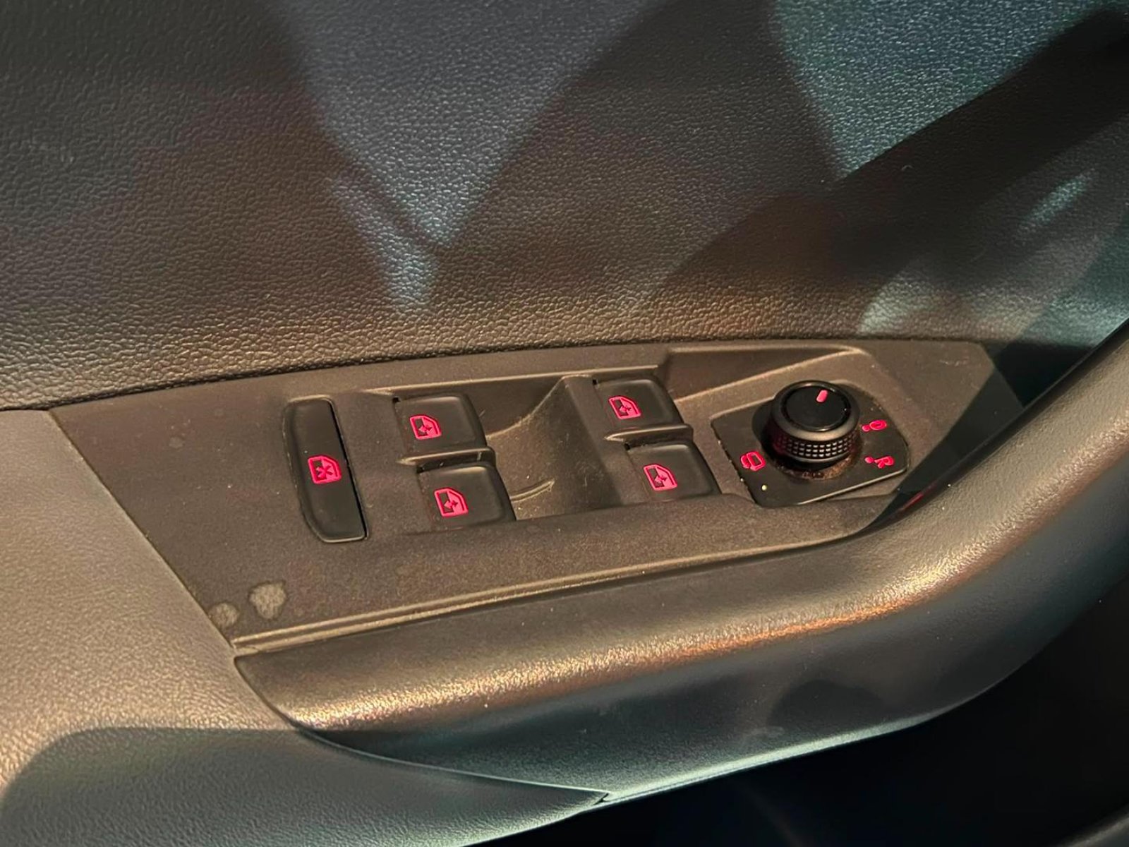 Volkswagen NIVUS 1.0 TSI AT HIGHLINE 2023 - Imagen 20 de 20