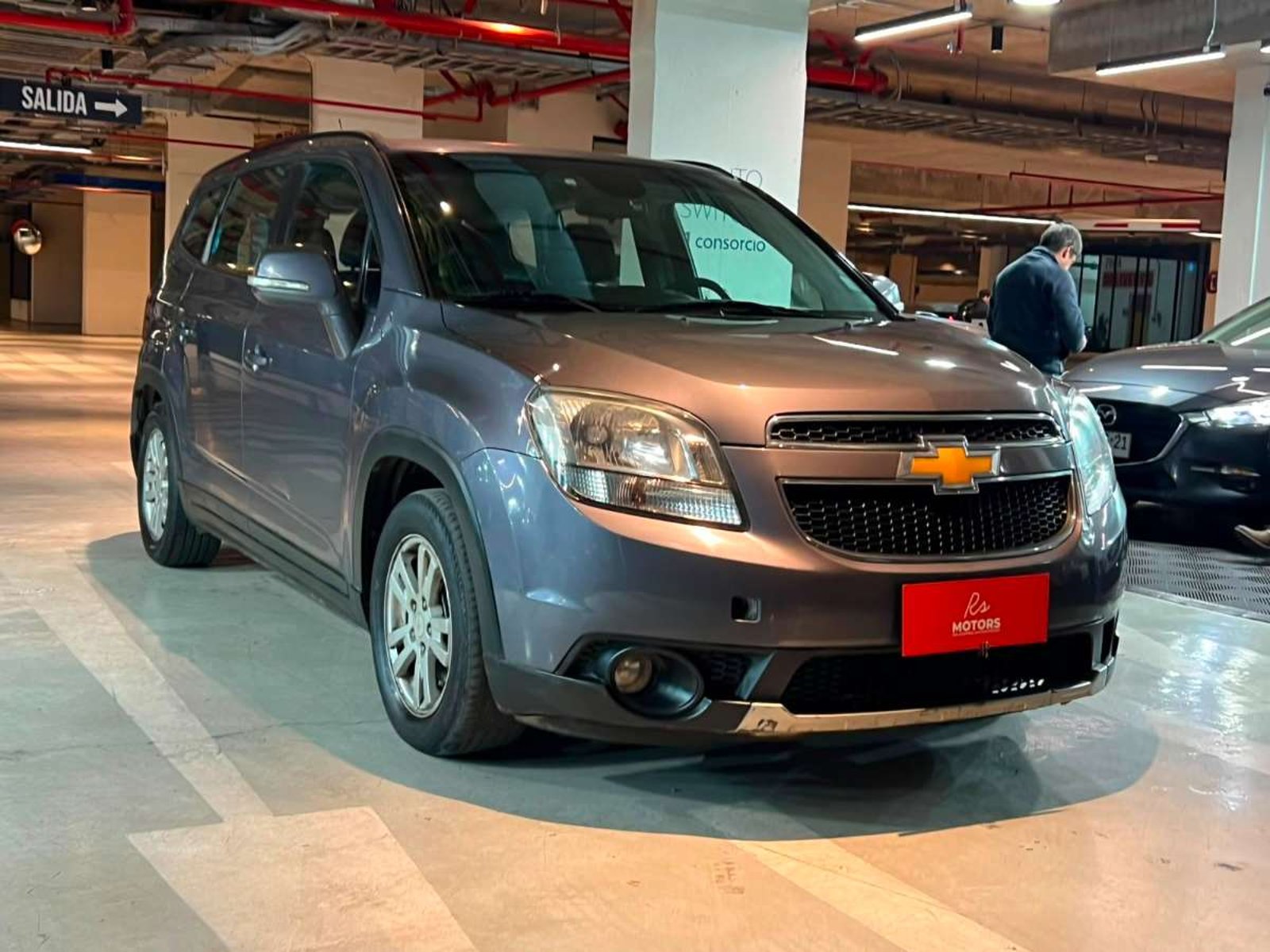 Chevrolet ORLANDO LS 2.0 MT 2014 - Foto 3 de 19