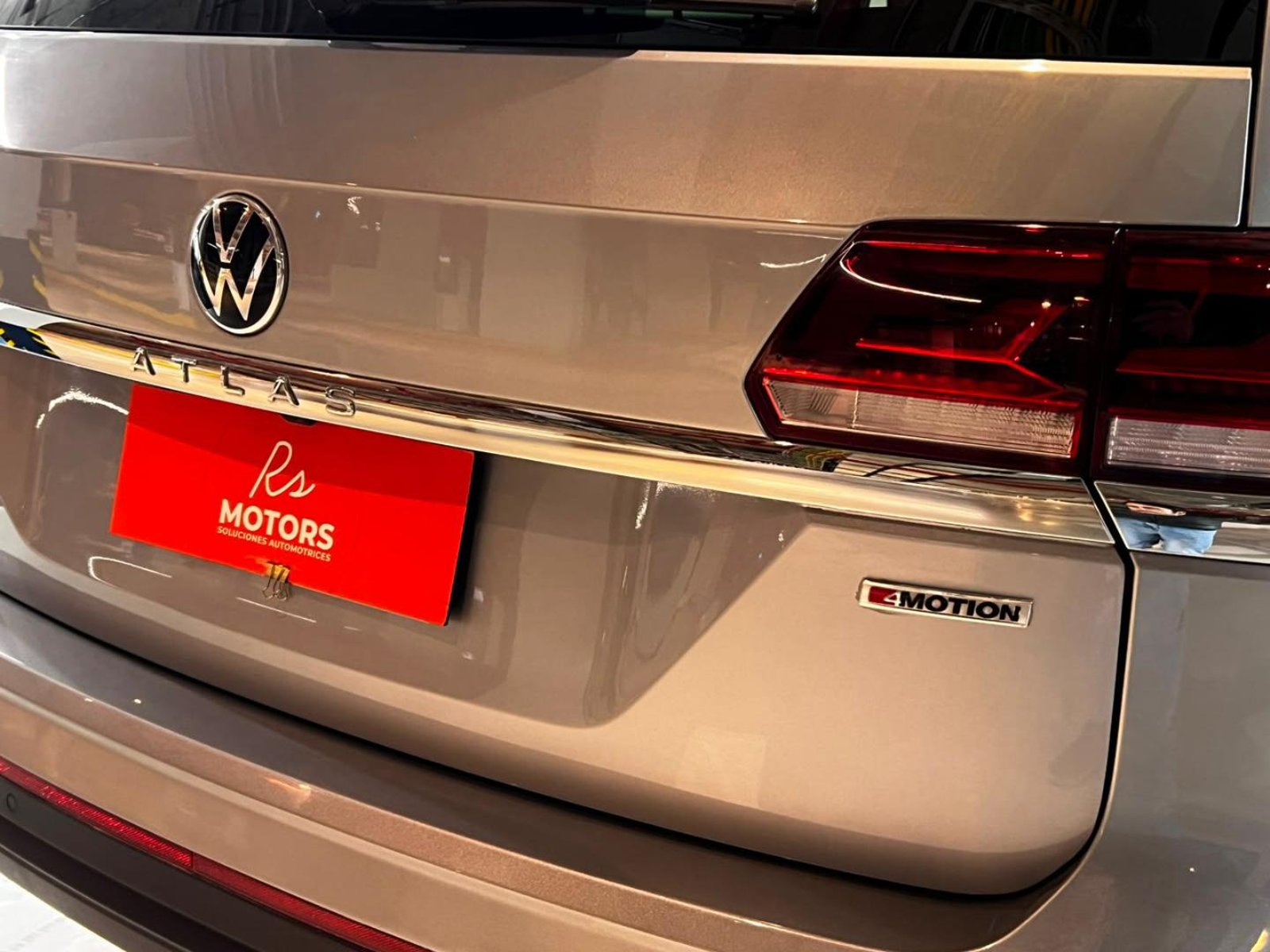 VOLKSWAGEN ATLAS 3.6	COMFORTLINE 4MOTION 2022 - Imagen 7 de 20