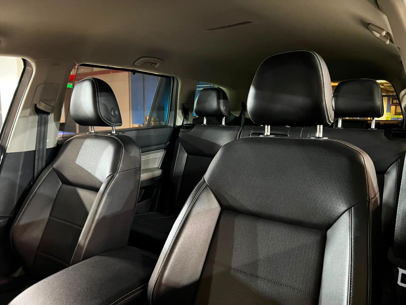VOLKSWAGEN ATLAS 3.6	COMFORTLINE 4MOTION 2022 - Imagen 18 de 20