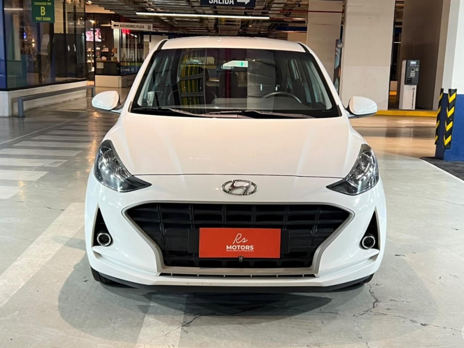 Hyundai GRAND I10 1.2L 2023 - Foto 2 de 20