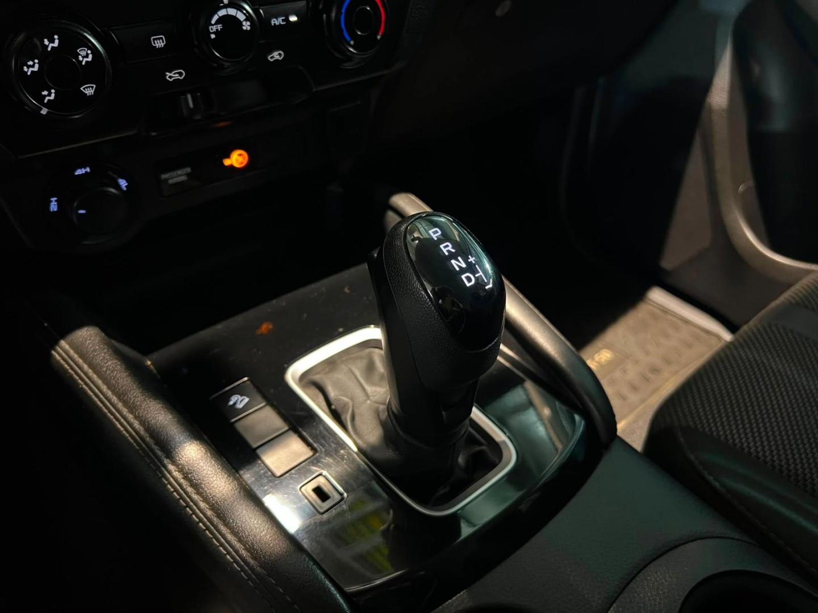 Mazda BT-50 2024 - Imagen 18 de 20