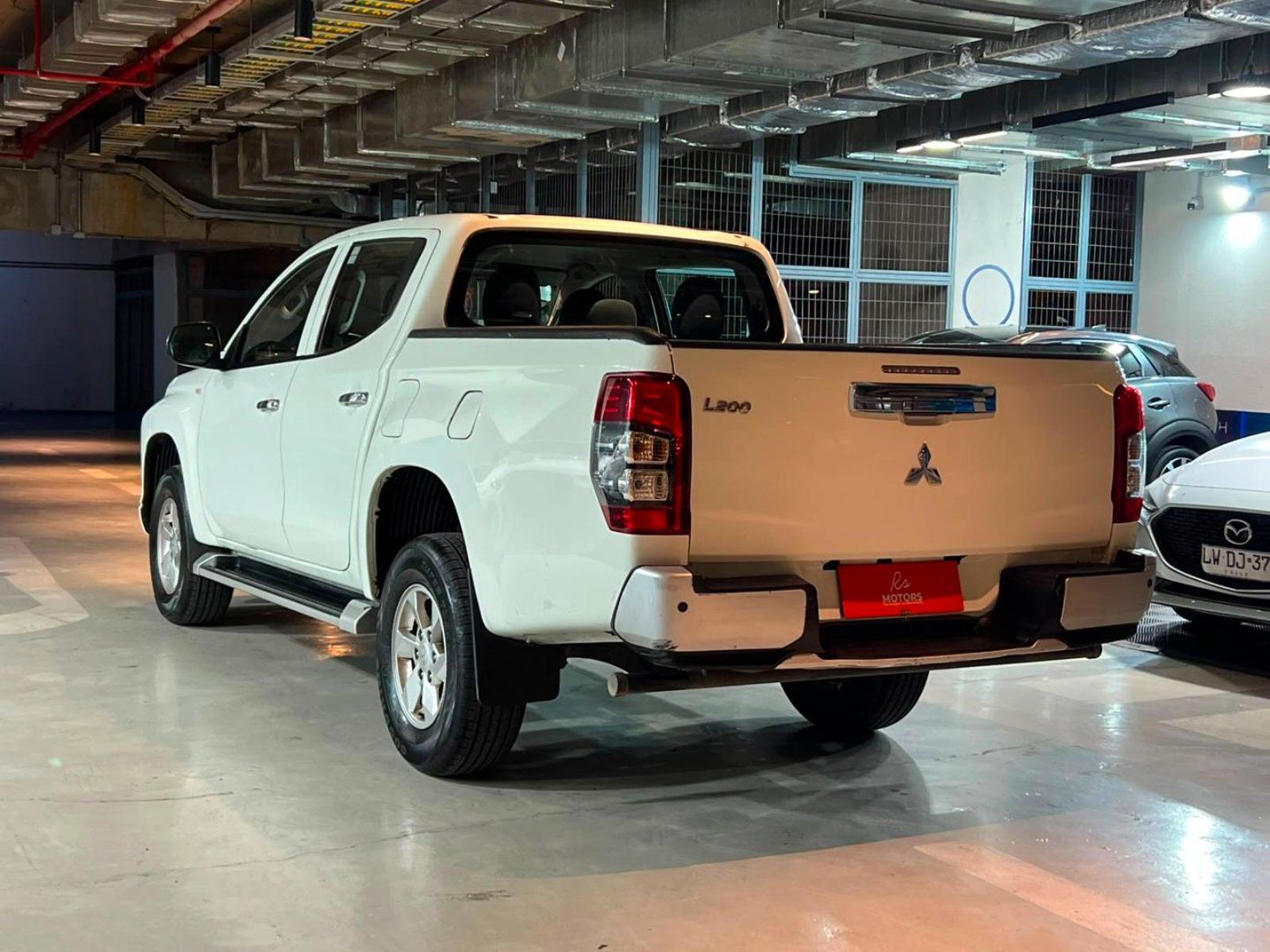 Mitsubishi L200 KATANA CRT 4X4 2.2 KATANA CR 2.2	MT 2024 - Imagen 6 de 20