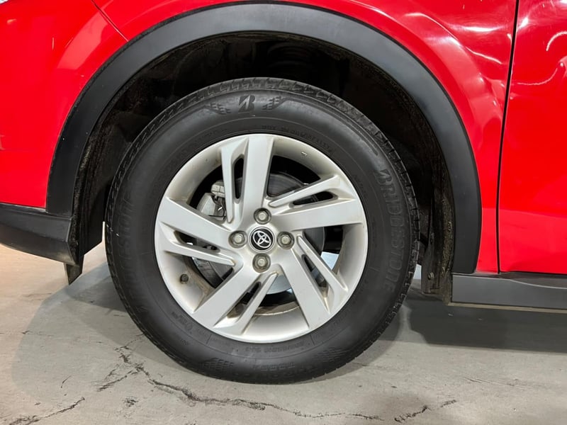 Toyota RAIZE E 1.2 CVT 2023 - Imagen 8 de 19