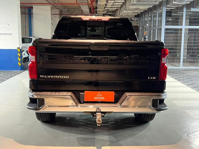 Chevrolet SILVERADO LTZ 5.3 V8 2021 - Imagen 5 de 20