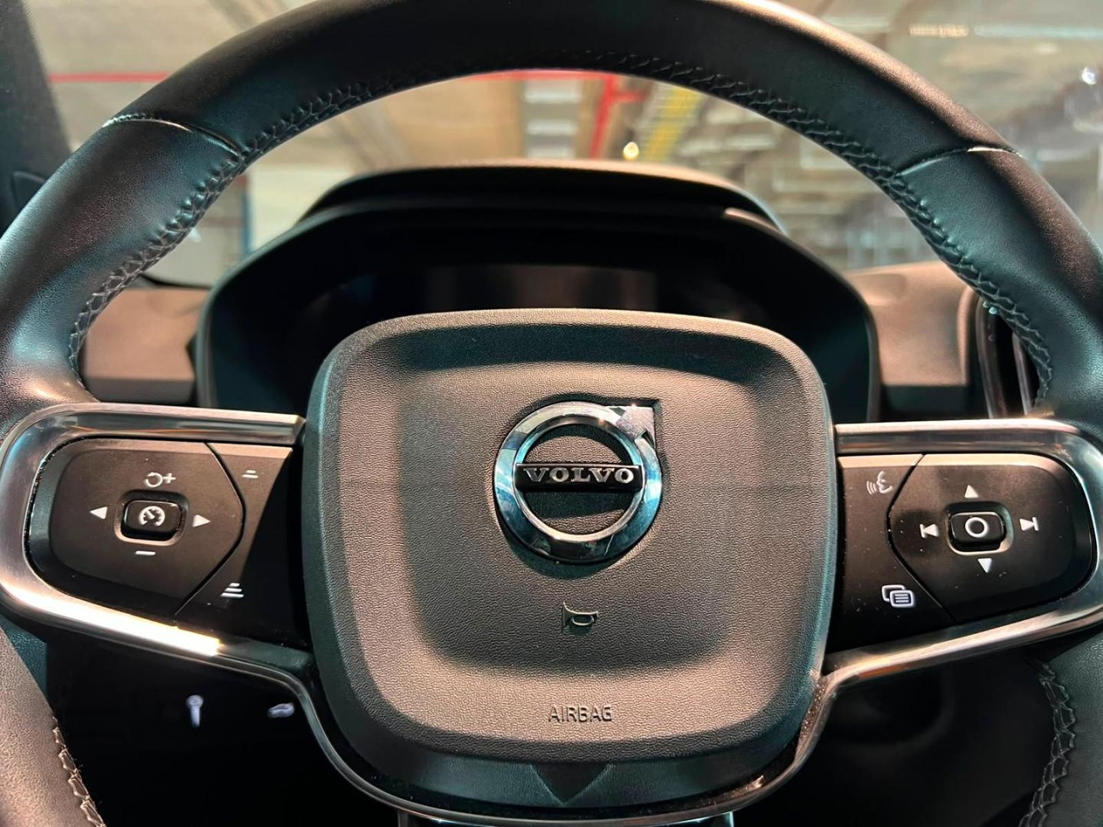 Volvo C40 P8 RECHARGE 4X4 AUT 2022 - Imagen 11 de 20