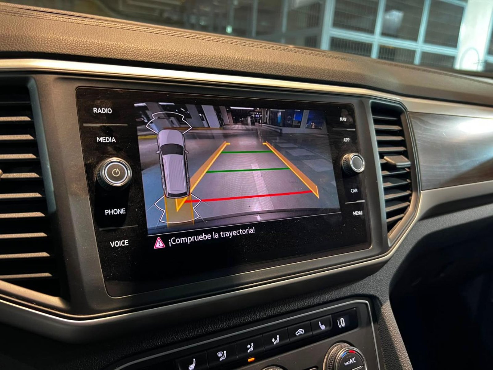 VOLKSWAGEN ATLAS 3.6	COMFORTLINE 4MOTION 2022 - Imagen 15 de 20