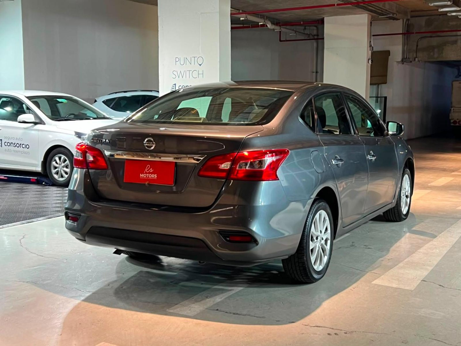 Nissan SENTRA SENSE 1.8 MT 2019 - Foto 4 de 19