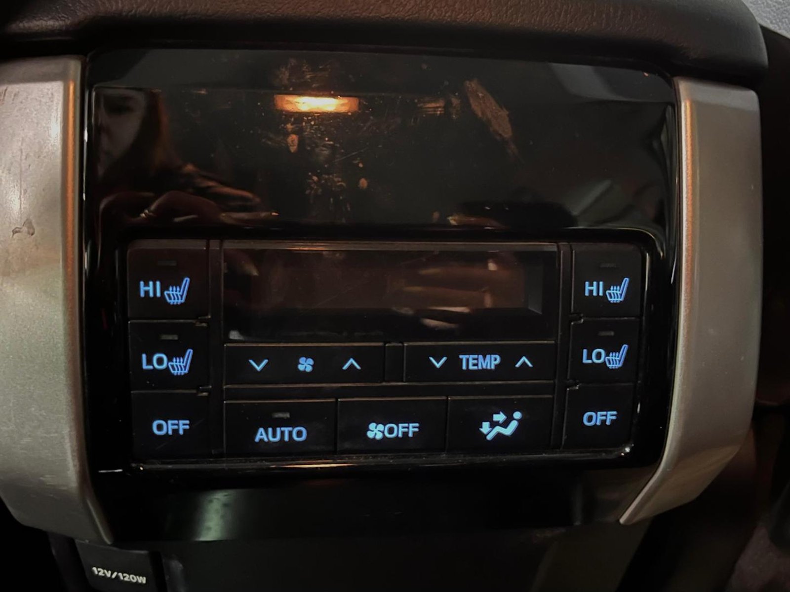 Toyota LAND CRUISER PRADO LAND CRUISER PRADO 4X4 4.0 AT 2023 - Imagen 17 de 20