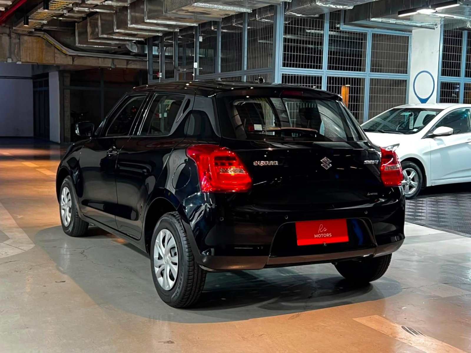 Suzuki SWIFT GL 1.2 MT 2022 - Imagen 6 de 20