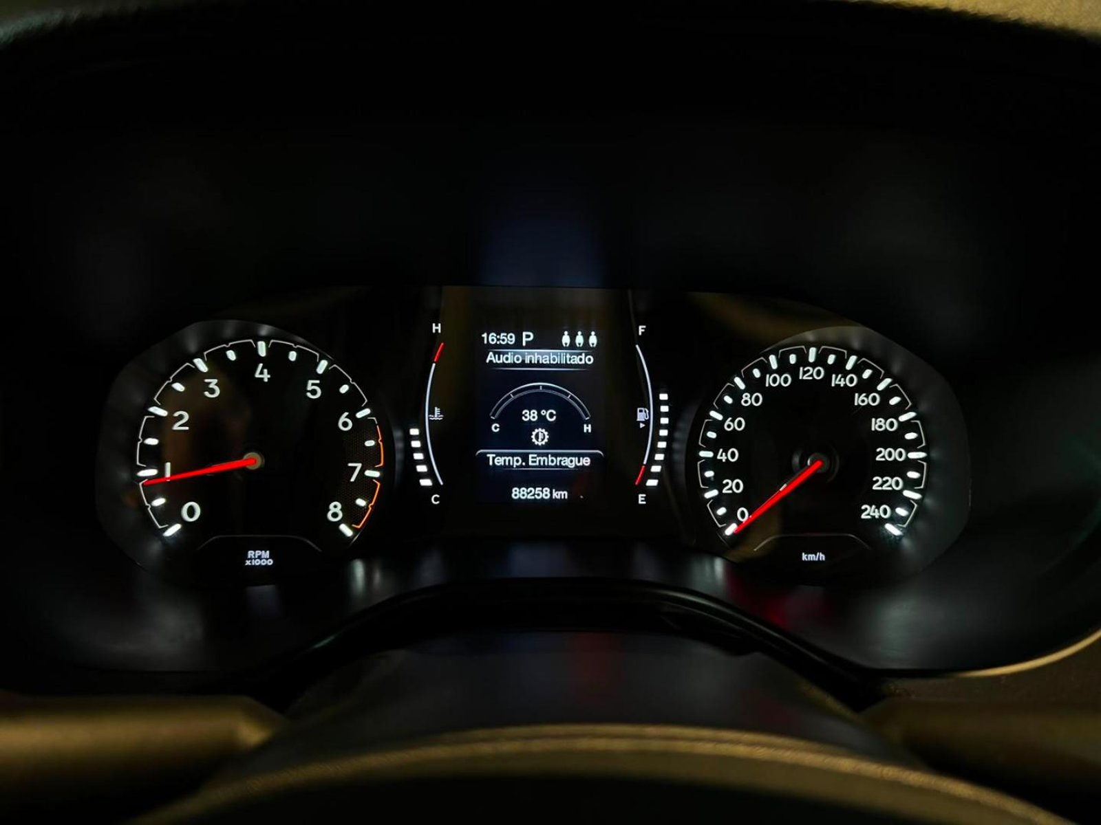 Jeep COMPASS Sport 1.3T 2022 - Imagen 14 de 20