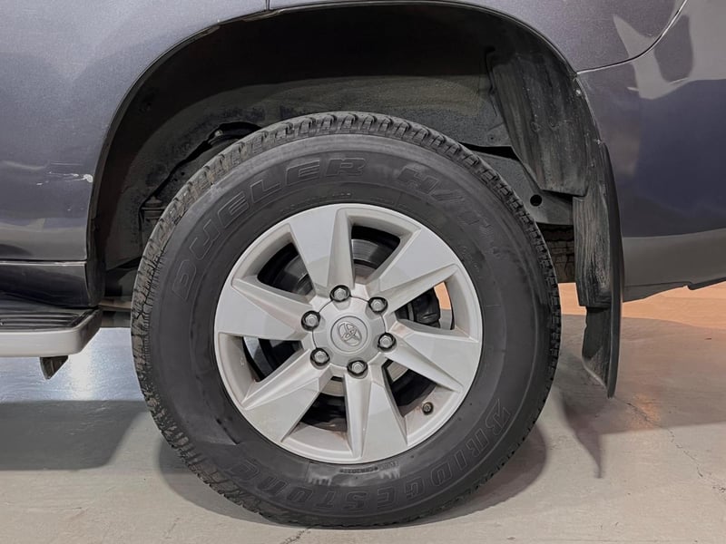 Toyota LAND CRUISER PRADO LAND CRUISER PRADO 4X4 4.0 AT 2023 - Imagen 10 de 20