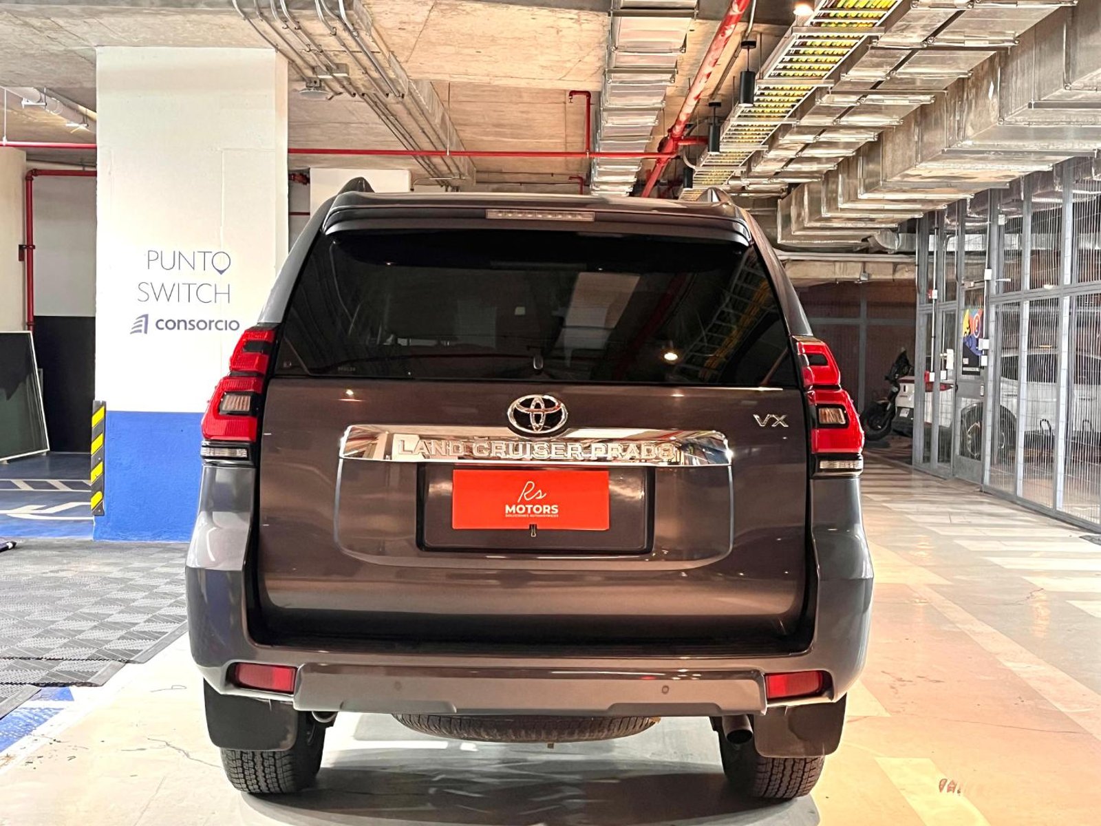 Toyota LAND CRUISER PRADO LAND CRUISER PRADO 4X4 4.0 AT 2023 - Imagen 6 de 20