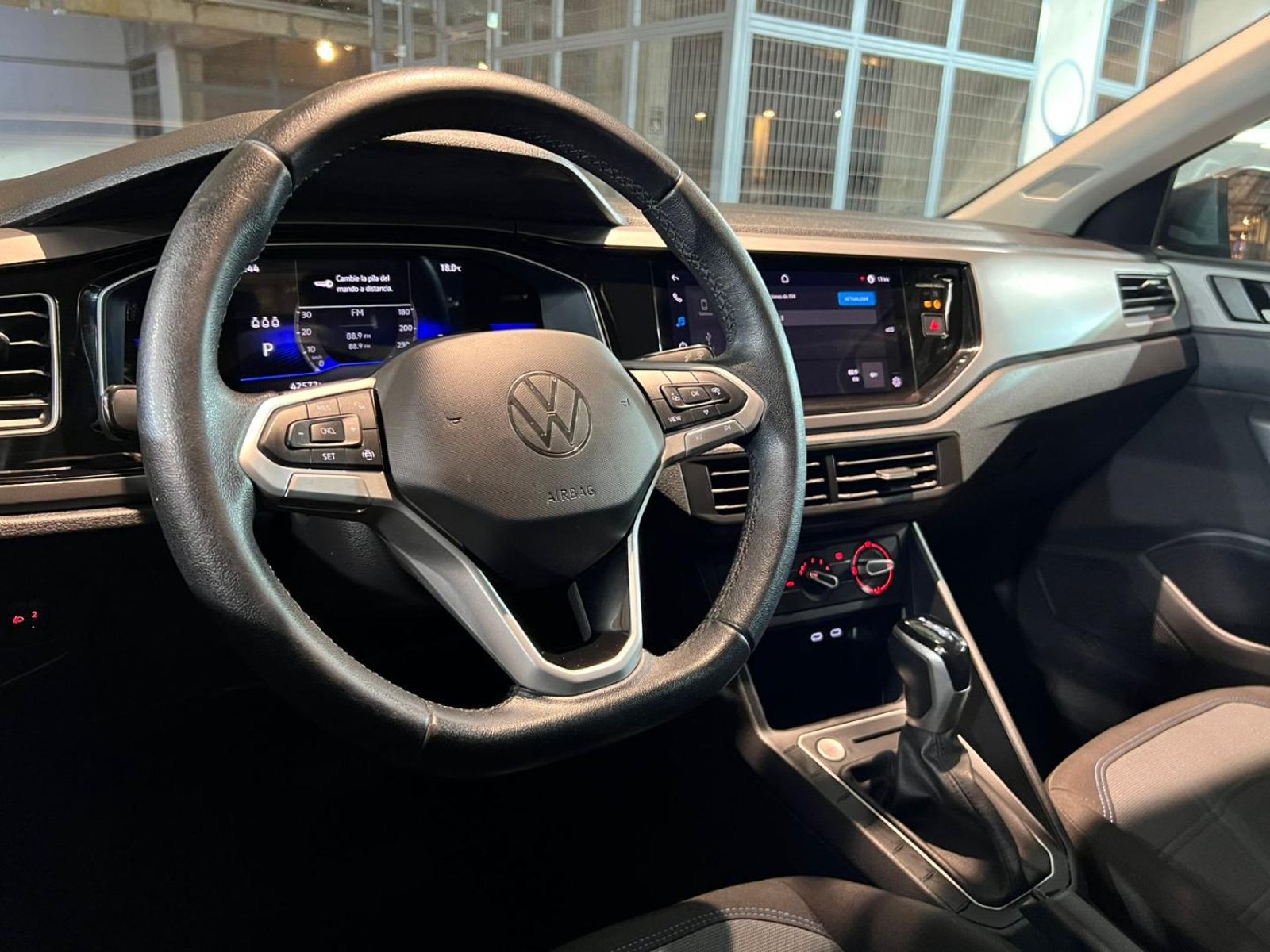 Volkswagen NIVUS Comfortline 200 TSI 2025 - Imagen 10 de 20