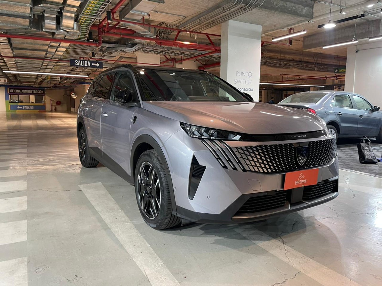Peugeot 5008 1.2 GT MHEV Aut 2025 - Foto 3 de 20