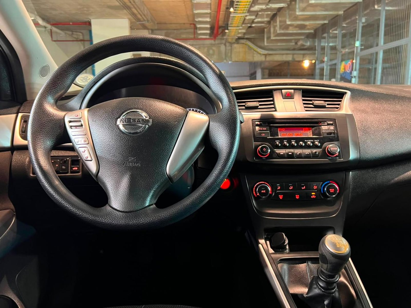 Nissan SENTRA SENSE 1.8 MT 2019 - Imagen 10 de 19