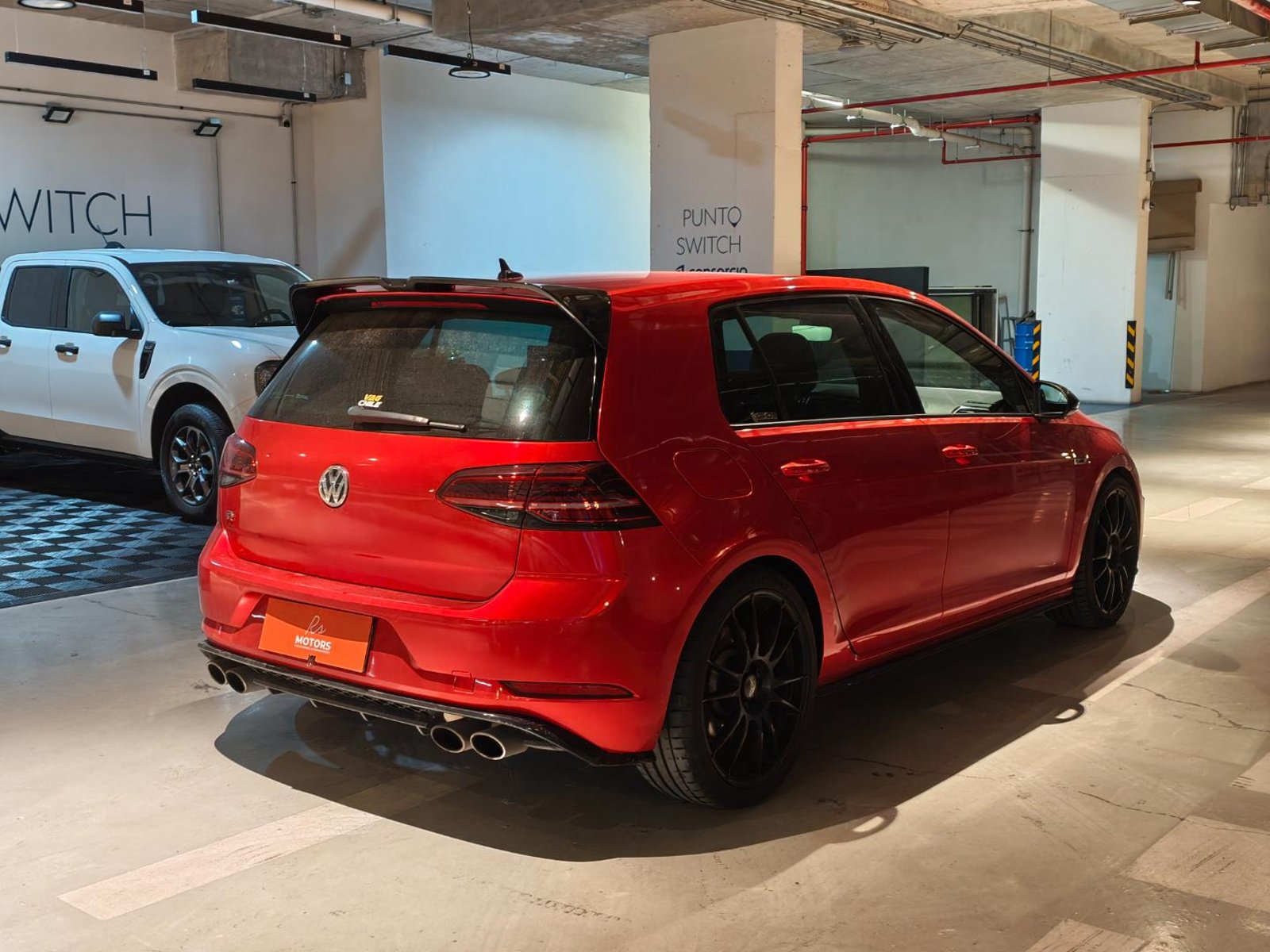 Volkswagen GOLF R 2.0 TSI 4Motion DSG 2018 - Foto 4 de 16