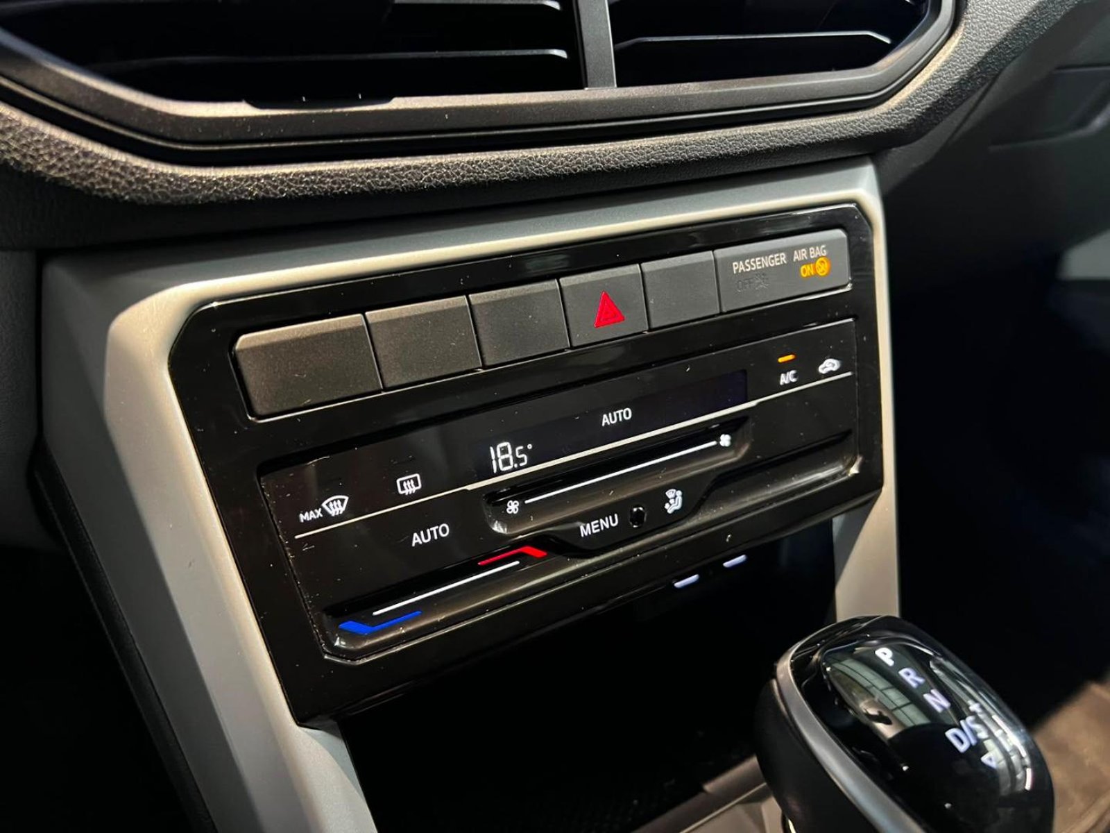 VOLKSWAGEN T-CROSS COMFORTLINE 1.6L Comfortline 2025 - Imagen 17 de 20