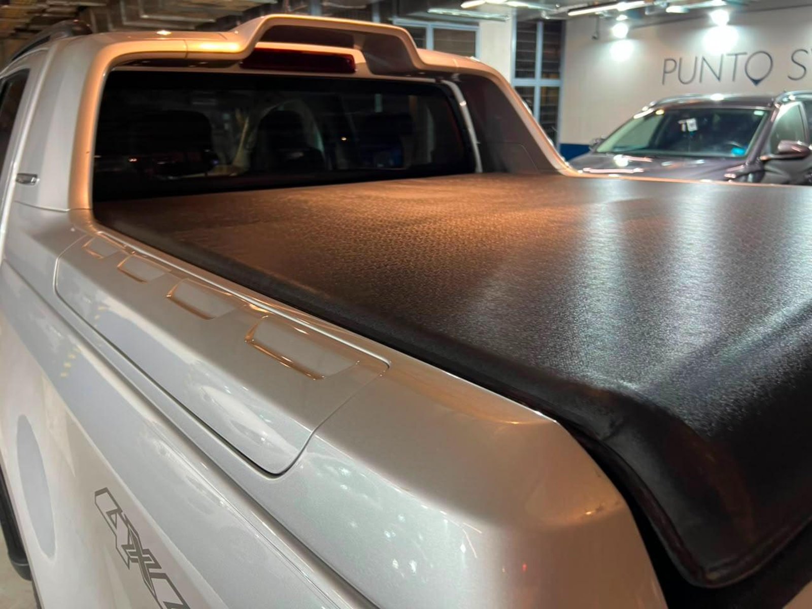 Chevrolet COLORADO High Country 2.8 4x4 2023 - Imagen 8 de 20