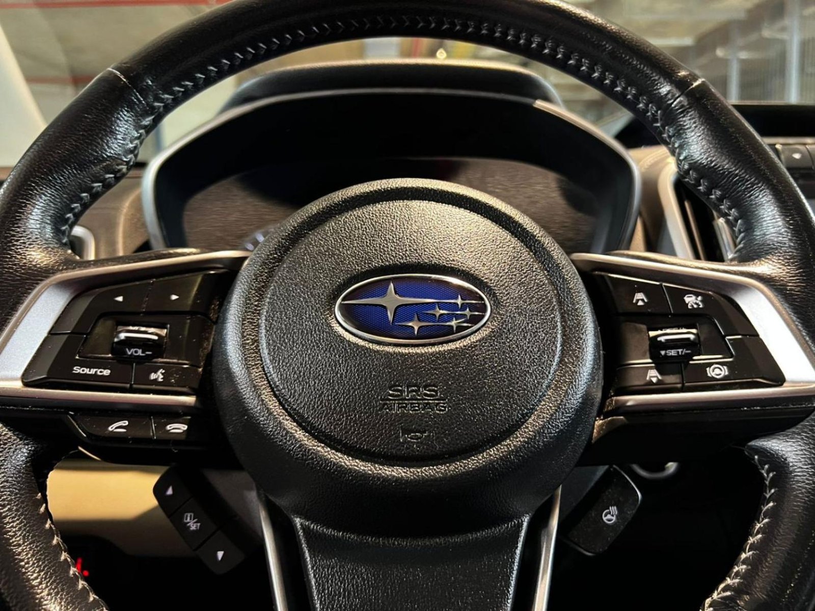 Subaru EVOLTIS Limited 4x4 2.4 Aut 2021 - Imagen 11 de 20