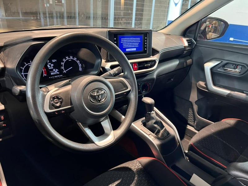 Toyota RAIZE E 1.2 CVT 2023 - Imagen 9 de 19