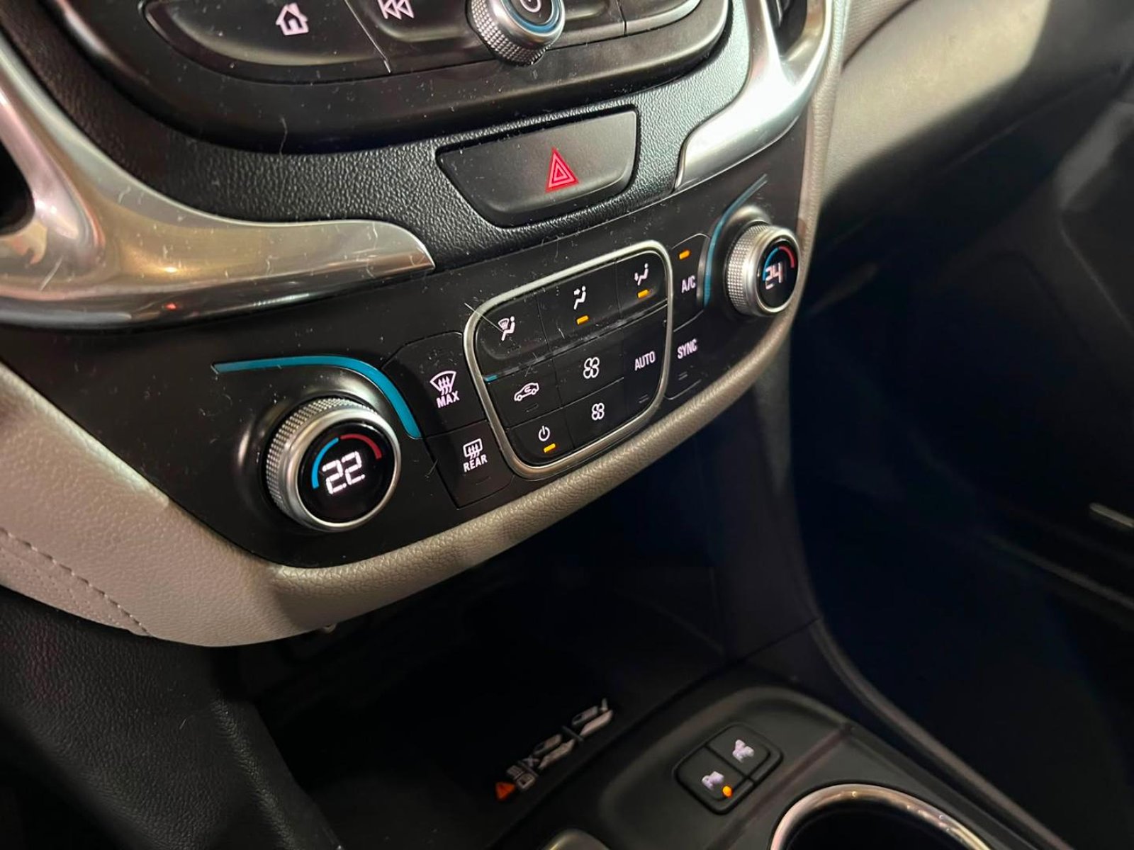Chevrolet EQUINOX Premier 1.5 Turbo AWD 2018 - Imagen 17 de 20