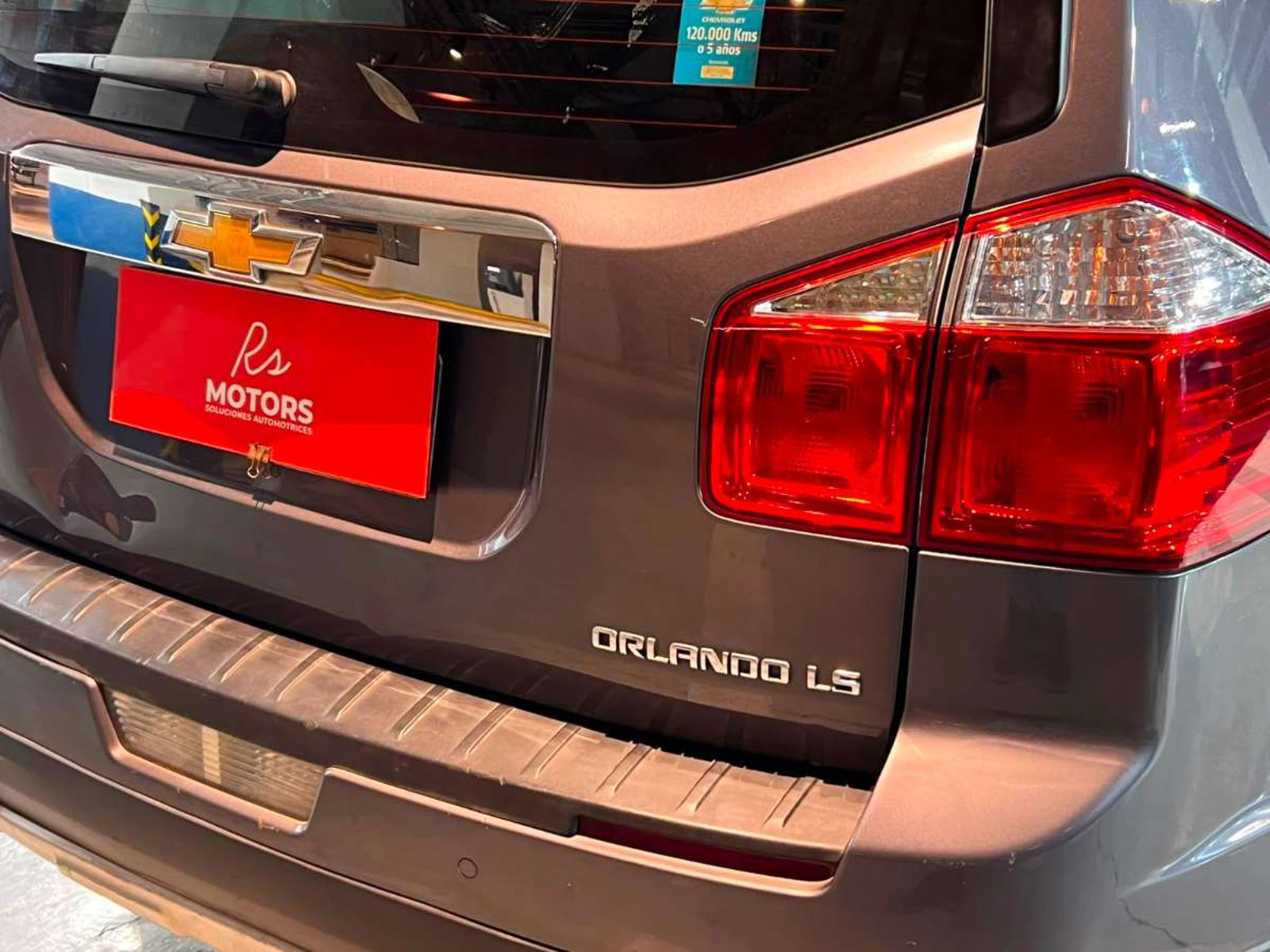 Chevrolet ORLANDO LS 2.0 MT 2014 - Imagen 7 de 19
