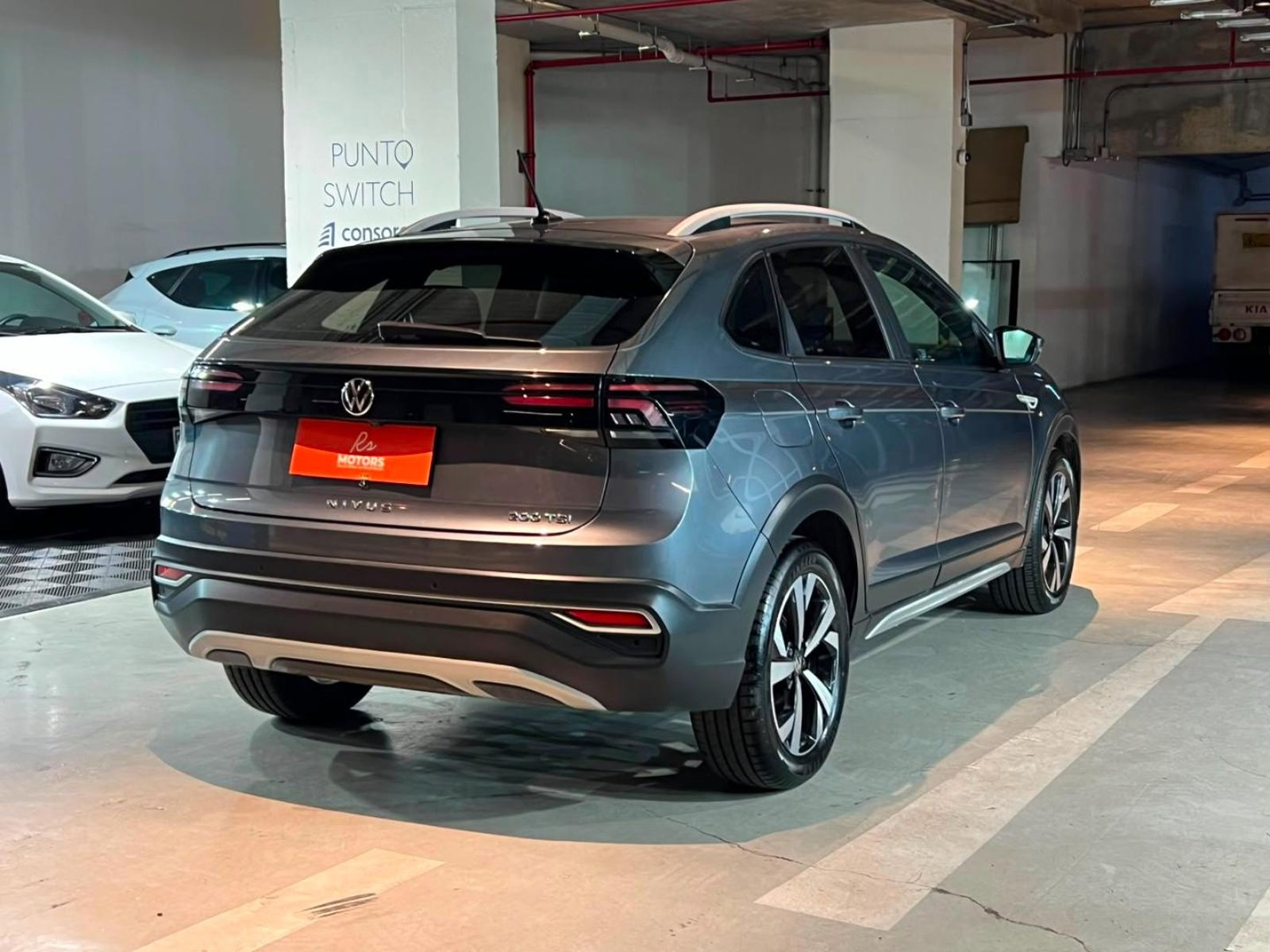 Volkswagen NIVUS 1.0 TSI AT HIGHLINE 2023 - Imagen 4 de 20