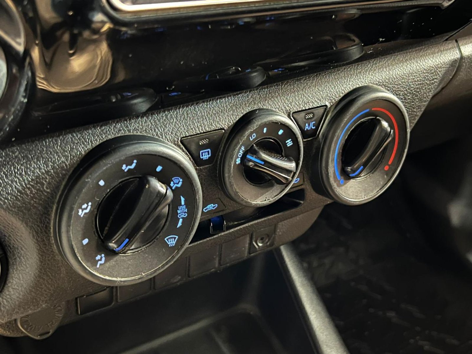 Toyota HILUX DX 2.4 4x2 2024 - Imagen 15 de 20