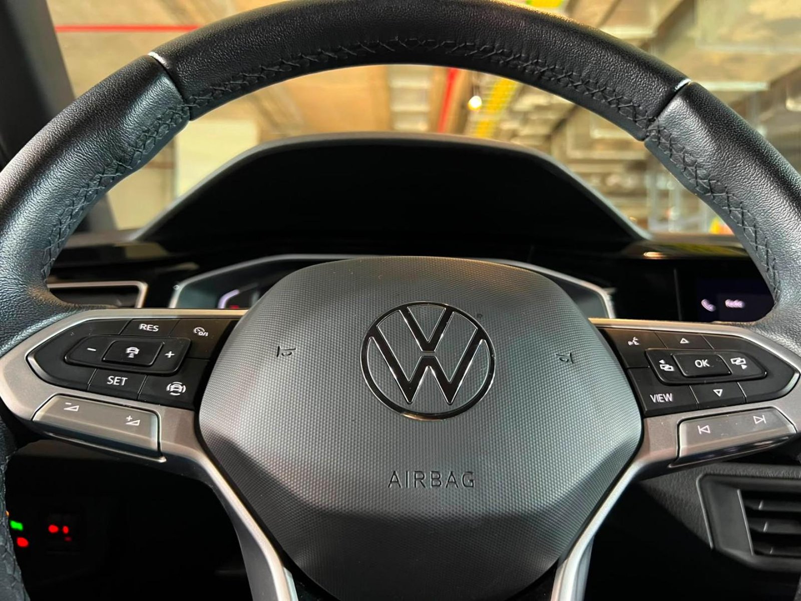 Volkswagen NIVUS 1.0 TSI AT HIGHLINE 2023 - Imagen 12 de 20