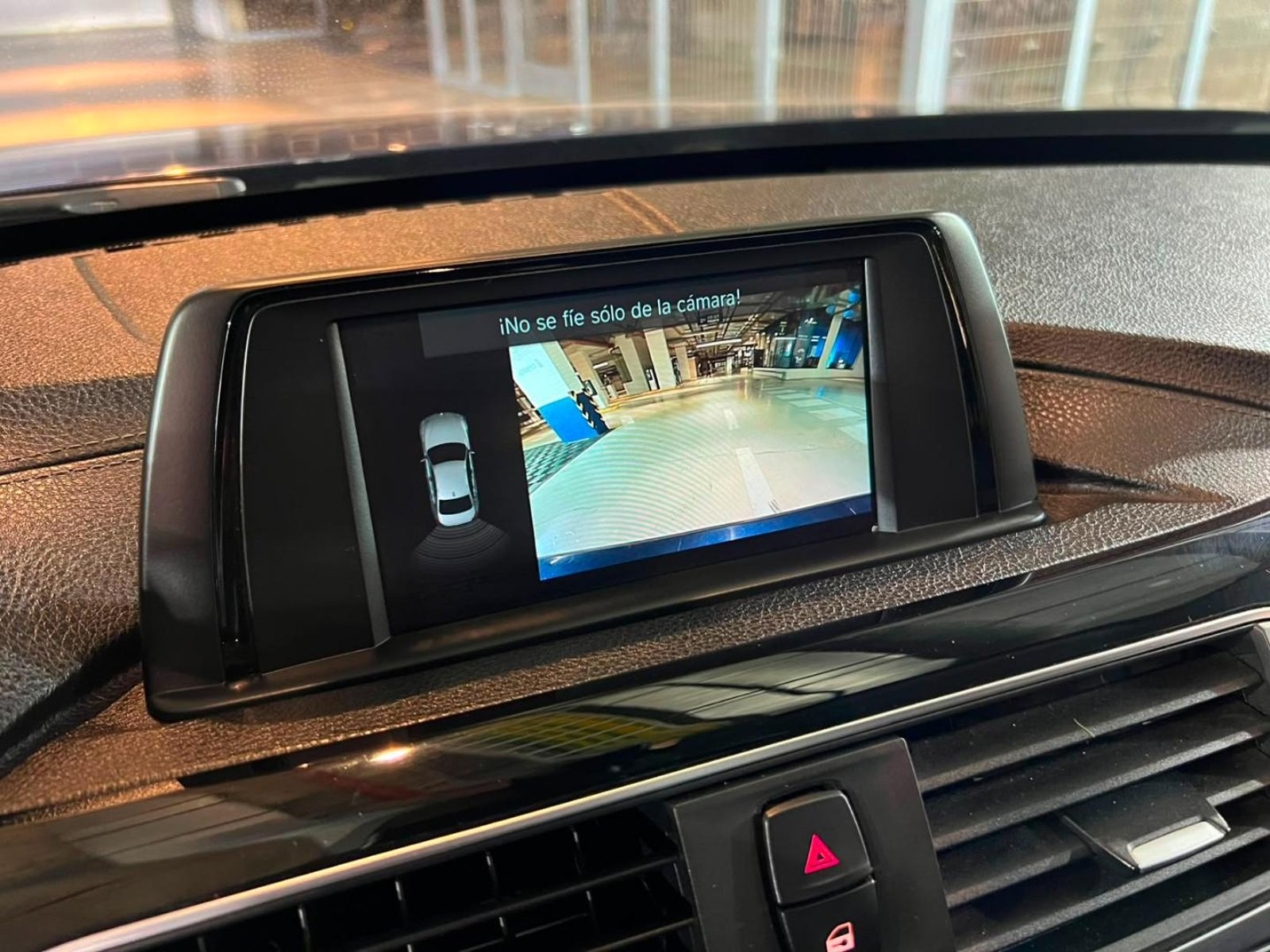 BMW 318I LCI 1.5 AT SPORT 2018 - Imagen 15 de 20