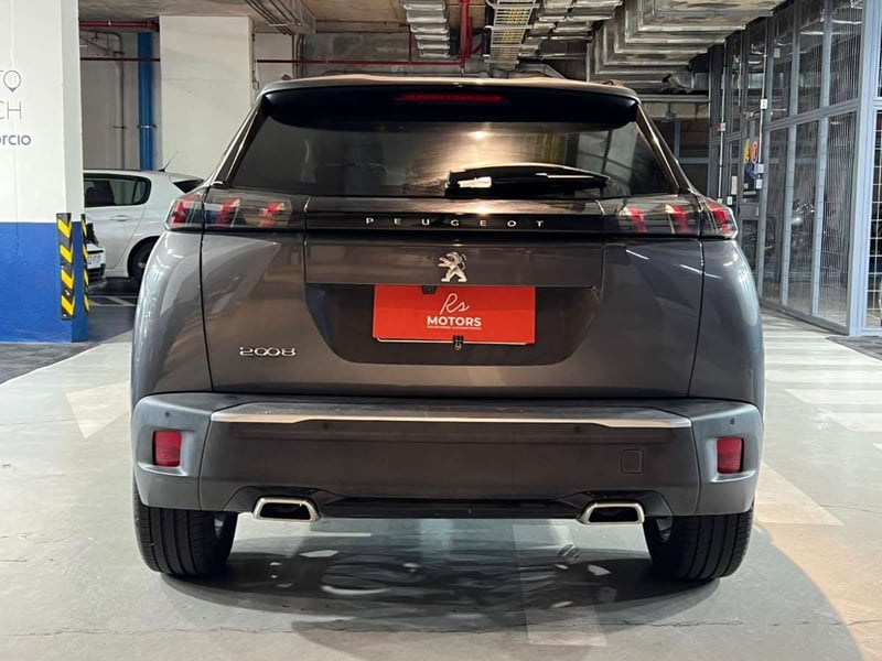 Peugeot 2008 Allure 1.2 PureTech AT 2022 - Imagen 5 de 20
