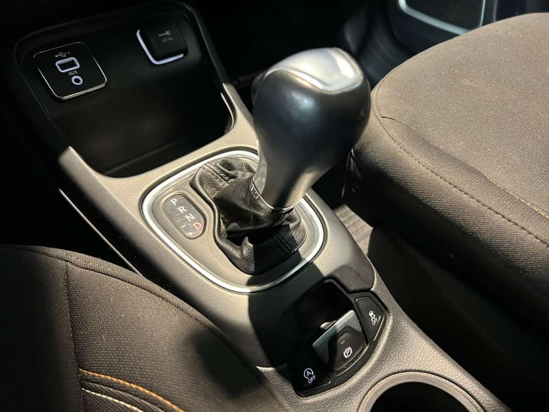 Jeep COMPASS Sport 2.4 4x2 AT 2021 - Imagen 19 de 20