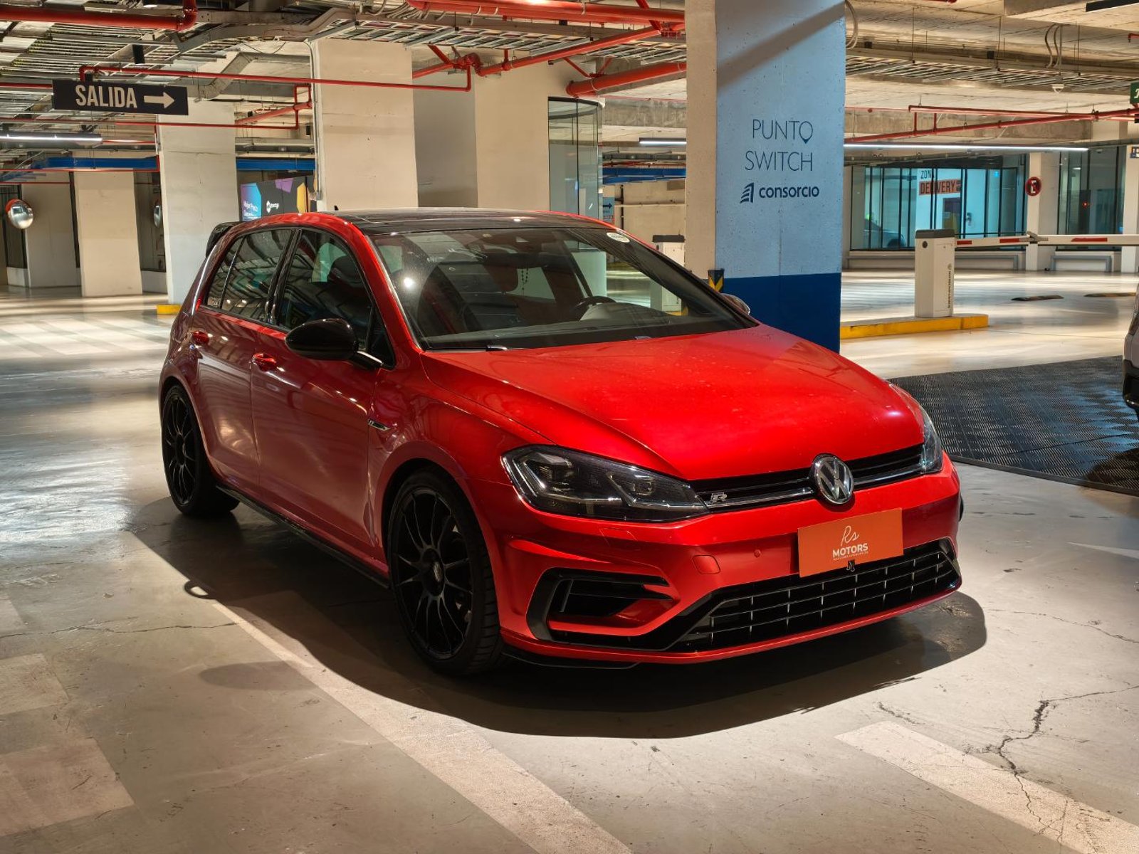 Volkswagen GOLF R 2.0 TSI 4Motion DSG 2018 - Foto 3 de 16