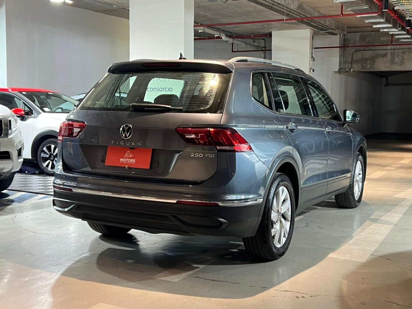 Volkswagen TIGUAN Comfortline 1.4 TSI 2025 - Foto 4 de 20
