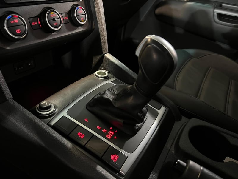 Volkswagen AMAROK HIGHLINE 4X4 2.0 AT 2023 - Imagen 18 de 20