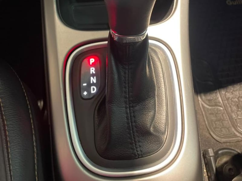 Jeep COMPASS Longitude 2.4 AT 4x2 2020 - Imagen 18 de 20