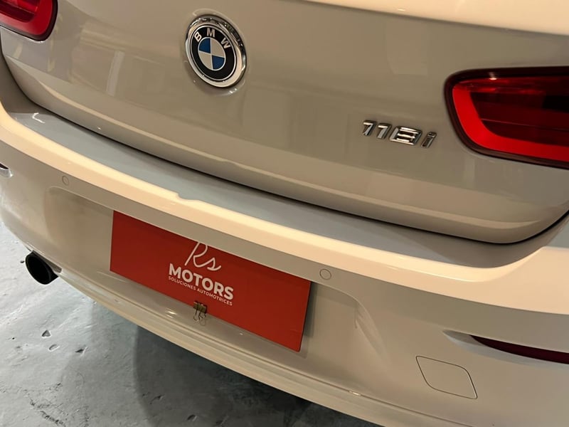 BMW 118i 2017 - Imagen 7 de 20
