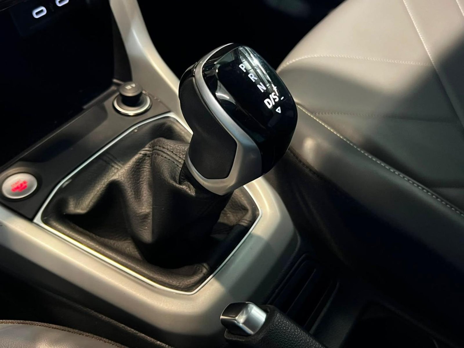 VOLKSWAGEN T-CROSS COMFORTLINE 1.6L Comfortline 2025 - Imagen 18 de 20
