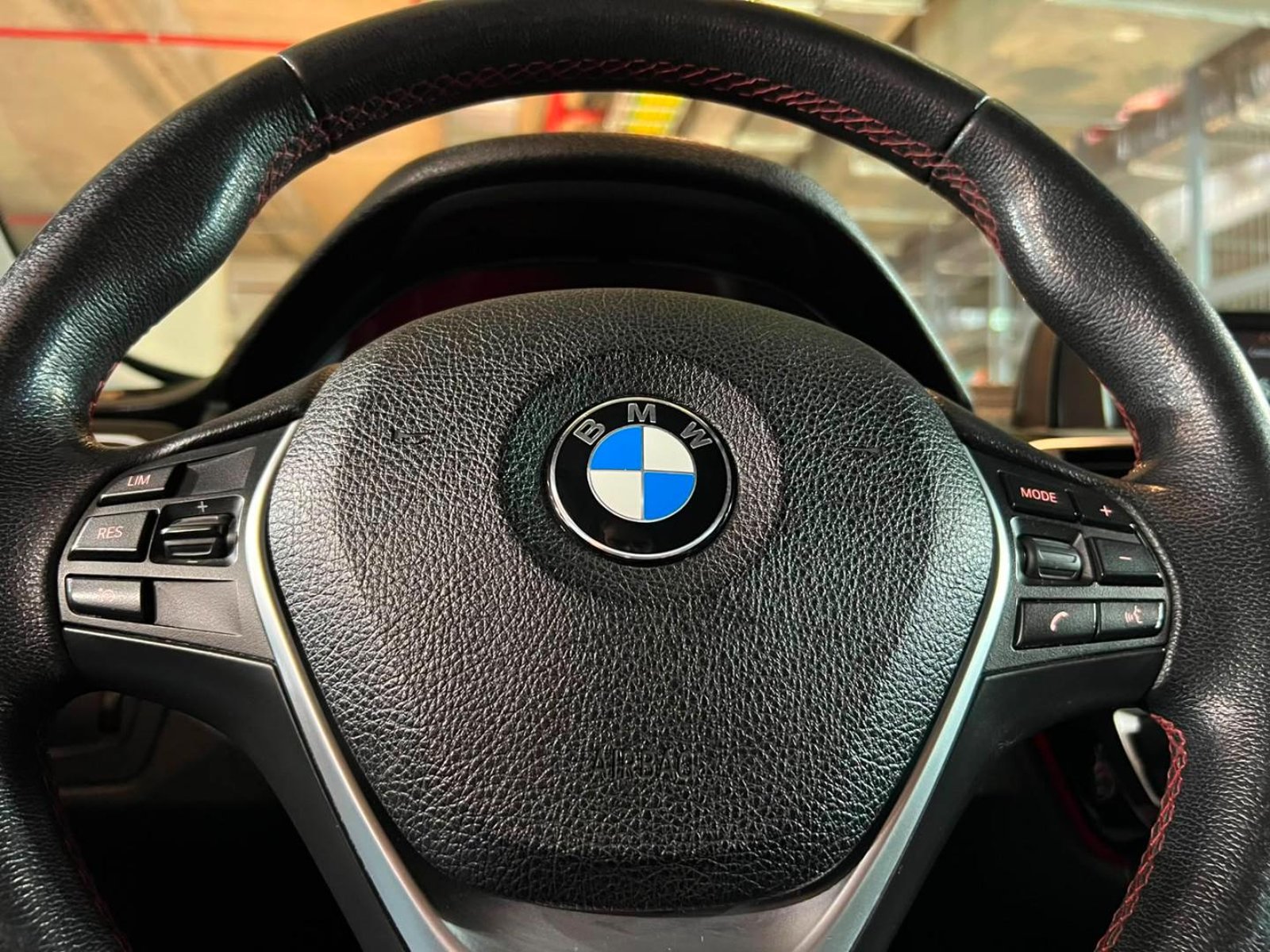 BMW 318I LCI 1.5 AT SPORT 2018 - Imagen 12 de 20
