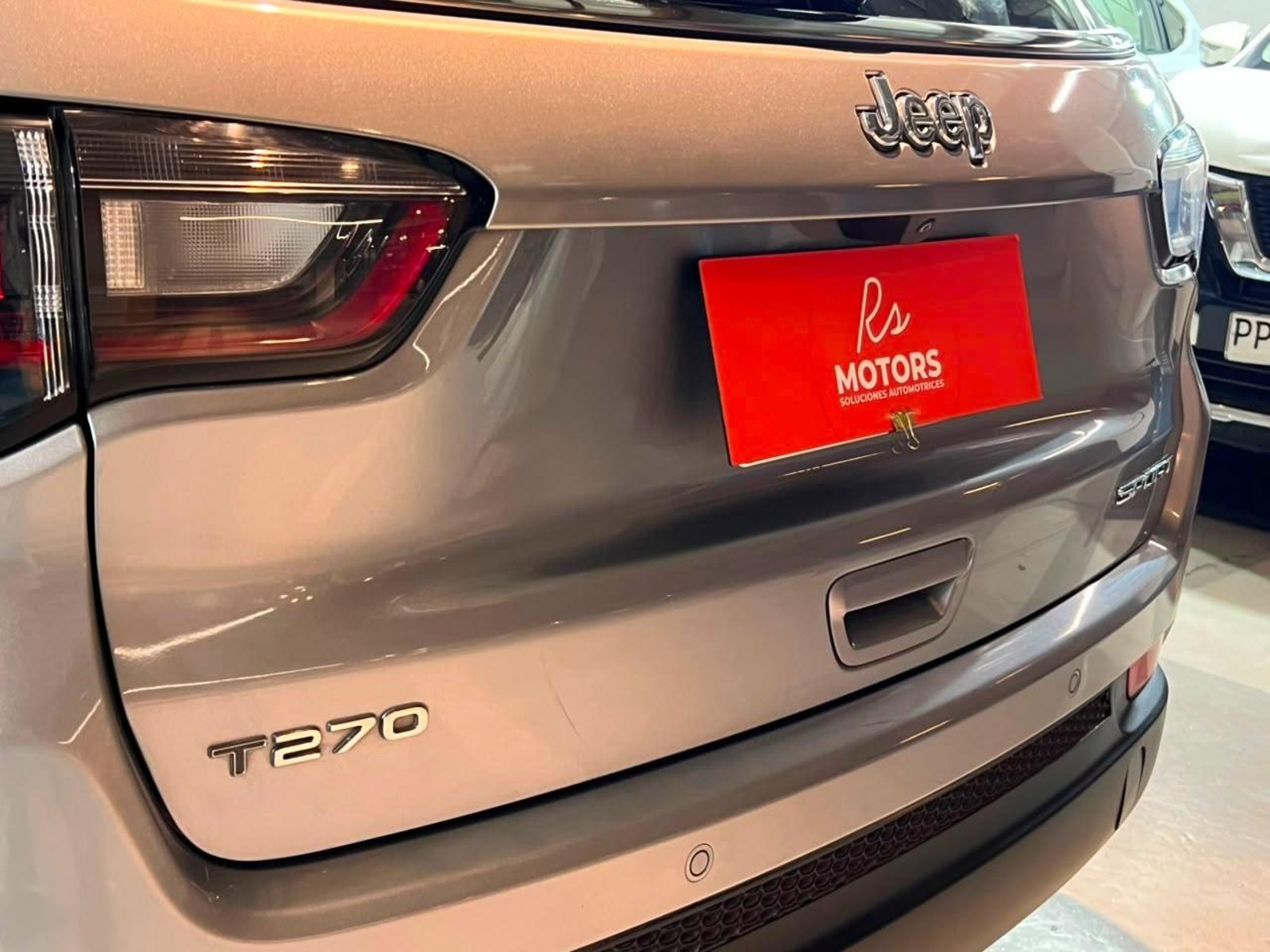 Jeep COMPASS Sport 1.3T 2022 - Imagen 7 de 20