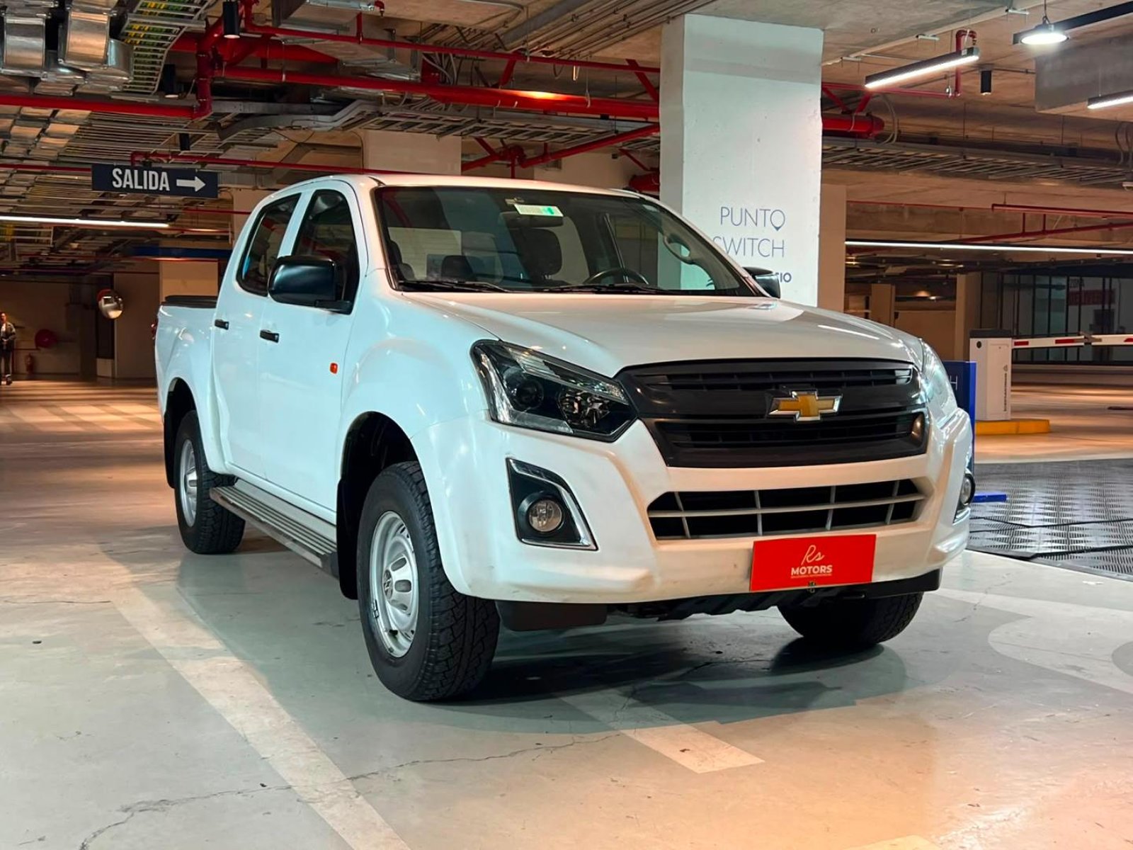 Chevrolet D-Max E5 DCAB 4X2 2.5 MT 2021 - Imagen 3 de 18