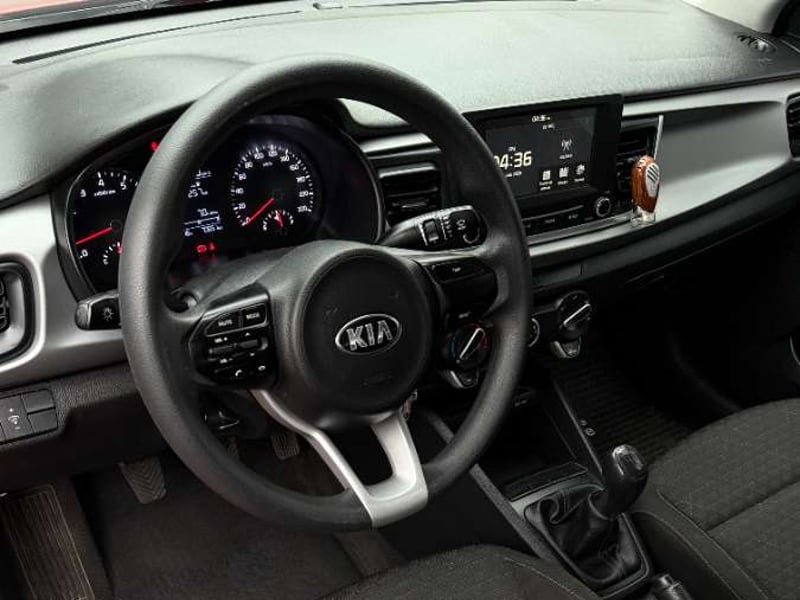 Kia RIO 4 LX AC ABS 2021 - Imagen 15 de 20