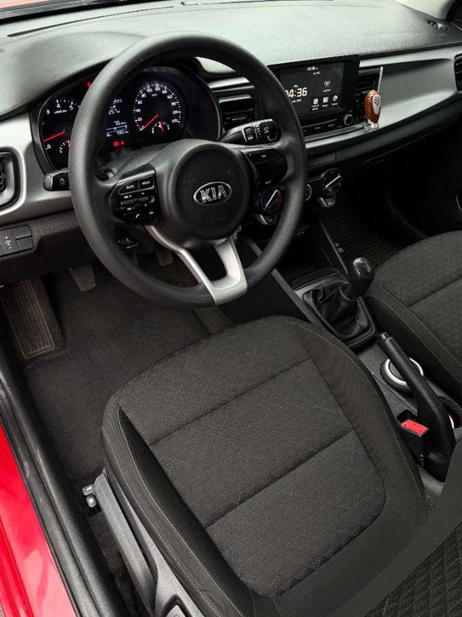 Kia RIO 4 LX AC ABS 2021 - Imagen 15 de 20