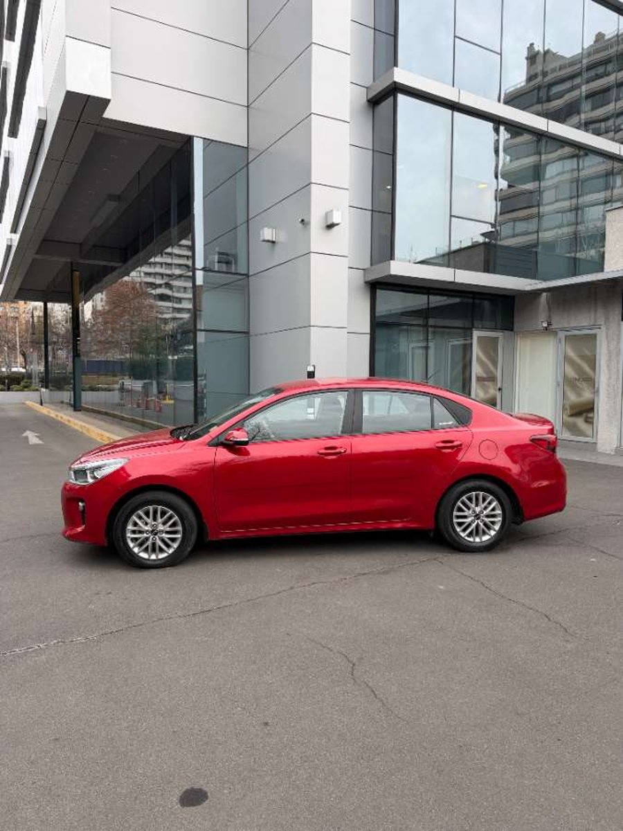 Kia RIO 4 LX AC ABS 2021 - Foto 4 de 20